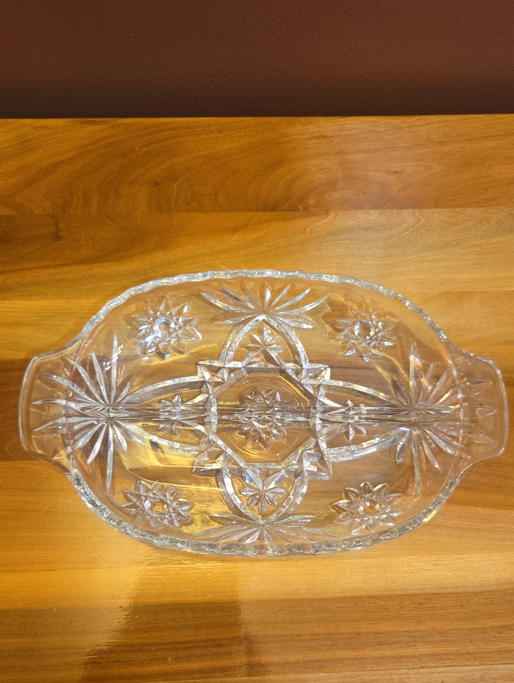 Anchor Hocking Early American Prescut 2-part divided oval relish dish